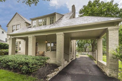 1710 Bedford Rd, Columbus, OH 43212 - photo 4