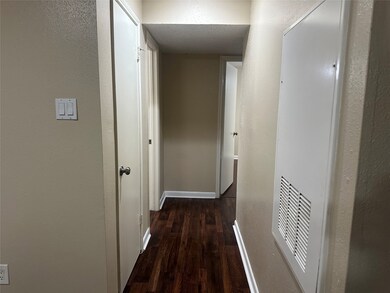 2750 Holly Hall St unit 703, Houston, TX 77054 - photo 7