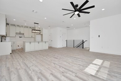 4511 Lelay Cir, Houston, TX 77022 - photo 5