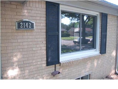 Newer Windows open in for easy cleaning!