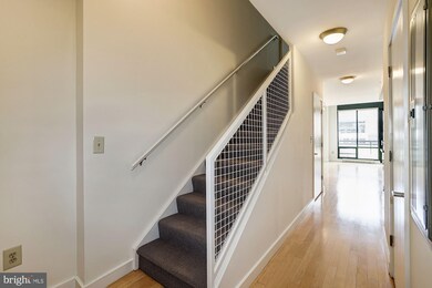 Ventana unit 904, Washington, DC 20004 - photo 4