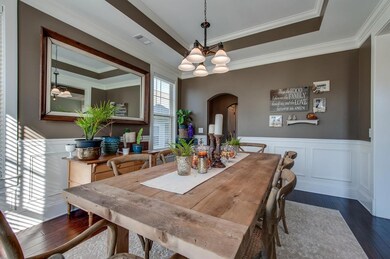 Another view of the dining room.