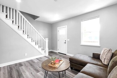 5-web-or-mls-527-e-welch-ave