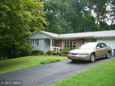 6222 Oak Hill Dr, Sykesville, MD 21784 - photo 2