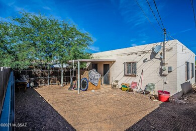 Unit 3-House- backyard!
