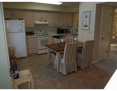 118 Burkhall St unit V, South Weymouth, MA 02190 - photo 3