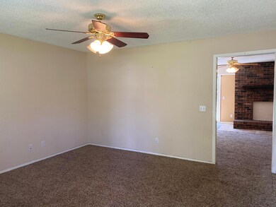 C03B3FF6-4EA3-4ACF-9F41-157AEF0210DC