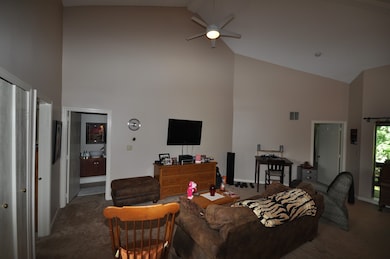 319 Trailside Way, Ashland, MA 01721 - photo 5