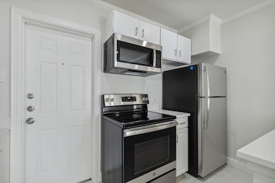 4115 Douglas unit 102, Dallas, TX 75219 - photo 2