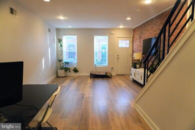 2047 Mountain St, Philadelphia, PA 19145 - photo 5