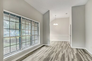 39 S Rain Forest Ct, Spring, TX 77380 - photo 2