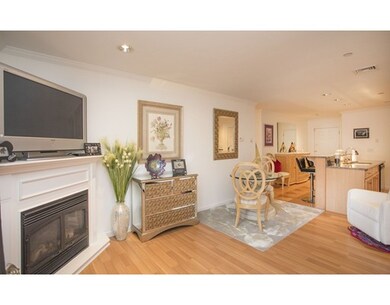 215 Longmeadow Rd unit 302, Taunton, MA 02780 - photo 6