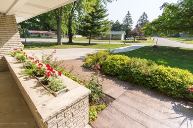 1503_Sherwood_FLOWERS-1