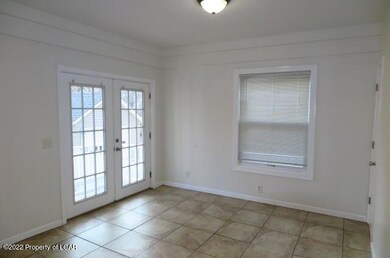 371 Wright Ave, Kingston, PA 18704 - photo 7