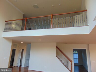 6718 Haycock Rd, Falls Church, VA 22043 - photo 2