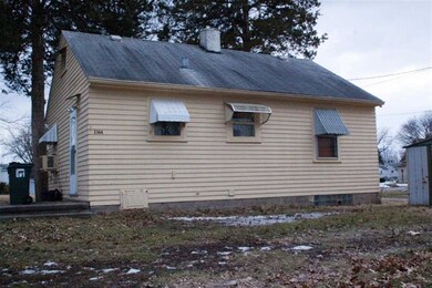 2144 W High St, Davenport, IA 52804 - photo 2