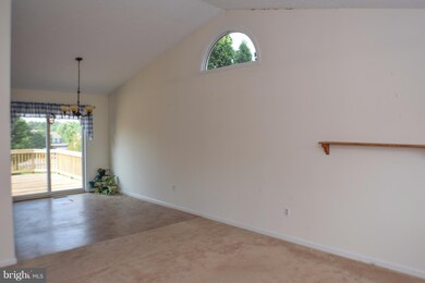 6247 Rainier Dr, Frederick, MD 21703 - photo 2