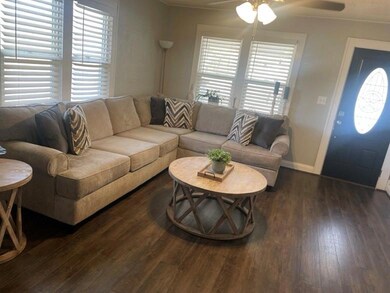 822 N Market Ave, Shawnee, OK 74801 - photo 5