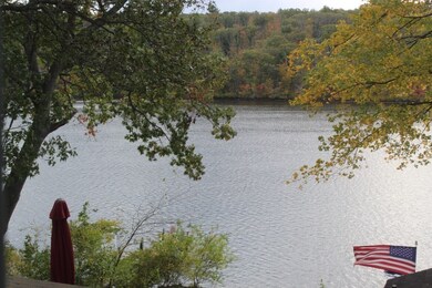 42 Lakeshore Dr, Hopkinton, MA 01748 - photo 6