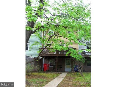 585 Manatawny St, Pottstown, PA 19464 - photo 2