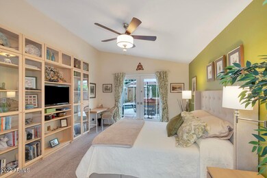 18008 N 15th St-17