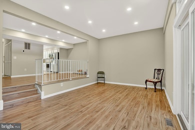 11690 Generation Ct, Reston, VA 20191 - photo 5