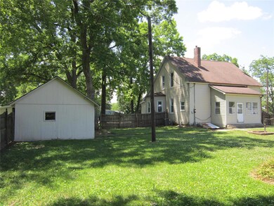 2103 S 4th St, Mascoutah, IL 62258 - photo 5