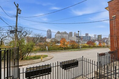 506 Baum St unit 1, Cincinnati, OH 45202 - photo 2