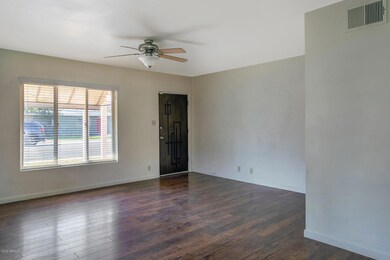 320_W_9th_Place_S__02_mls
