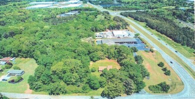 5639 Holiday Rd, Sugar Hill, GA 30518 - photo 6