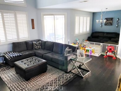 28454 Evergreen Ln, Santa Clarita, CA 91390 - photo 4