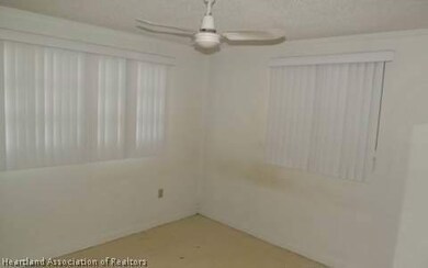 831 Lake Dr E, Lake Placid, FL 33852 - photo 5