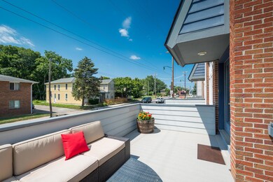 010-148 W 5th Ave