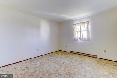 6802 Reynolds Mill Rd, Seven Valleys, PA 17360 - photo 7