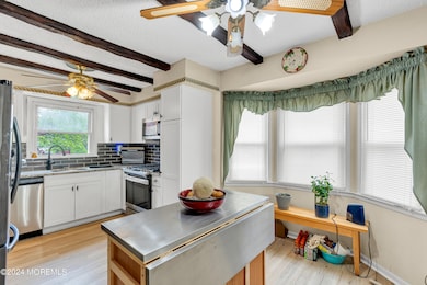 84 Old Bridge Dr, Howell, NJ 07731 - photo 5