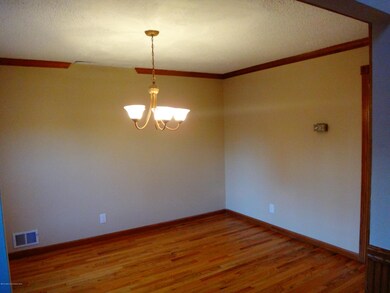 34 Admirals Row, Freehold, NJ 07728 - photo 3