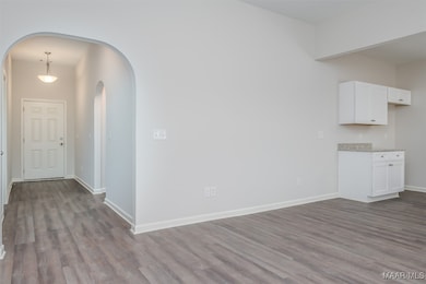 3153 Landing Ln, Deatsville, AL 36022 - photo 2