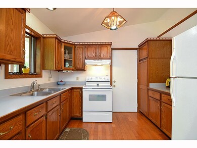 1605 Bonner Trail, Oregon, WI 53575 - photo 2