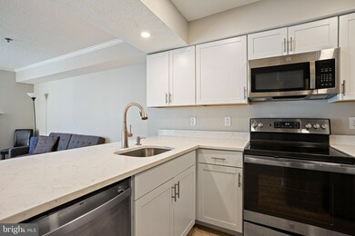 1504 Lincoln Way unit 309, McLean, VA 22102 - photo 5
