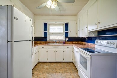 123 Joe Carr Rd, Johnson City, TN 37601 - photo 7