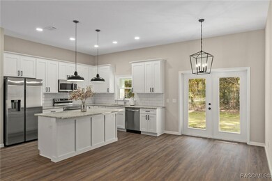 922 E Hobart Ln, Hernando, FL 34442 - photo 6