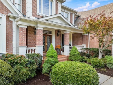 8405 Saint Marlo Fairway Dr, Duluth, GA 30097 - photo 3