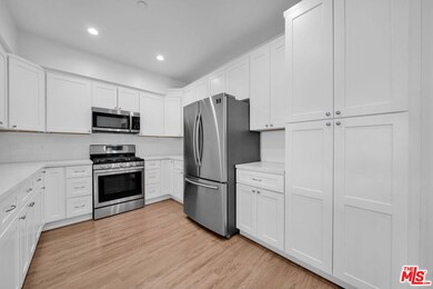 4114 Vantage Ave unit 204, Studio City, CA 91604 - photo 4