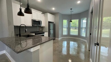 216 W Monterey St, Denison, TX 75020 - photo 6