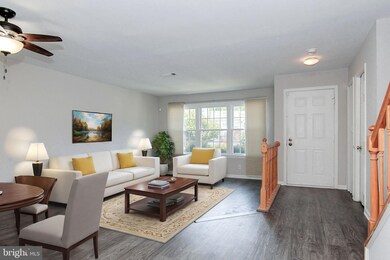 12572 Kempston Ln unit 884, Woodbridge, VA 22192 - photo 2