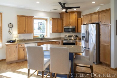 6-web-or-mls-4733-charleston-ct