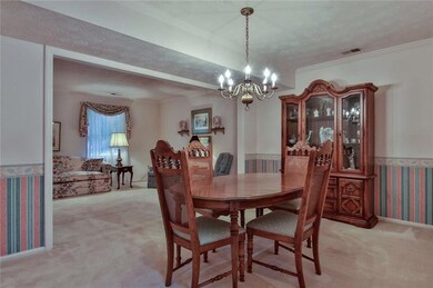 Imagine dinner parties or large family gatherings!