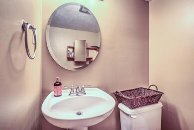 004_Half Bath