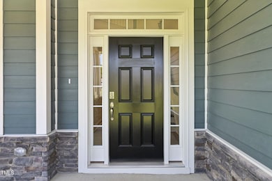 5-web-or-mls-236 Alden Way-005