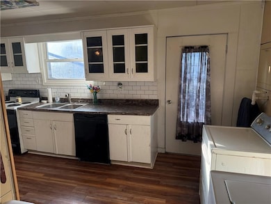 3505 SW 10th Ave, Topeka, KS 66604 - photo 3